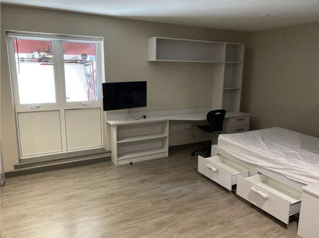 £202-£220 Studio - Newcastle City Centre 25/26 Main Photo