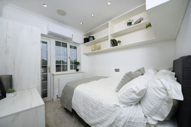 3 double rooms available in Norbury  Main Photo