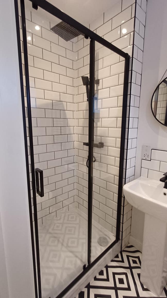 📢 First week free💥 Spacious En suite Double Room Main Photo