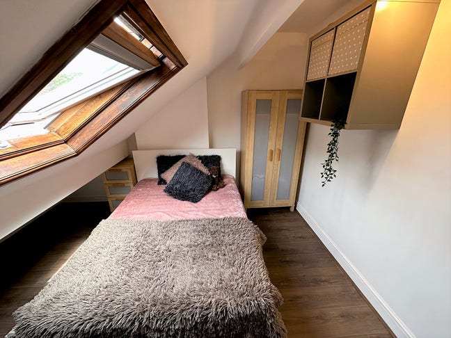 Stunning Professional Houseshare Main Photo