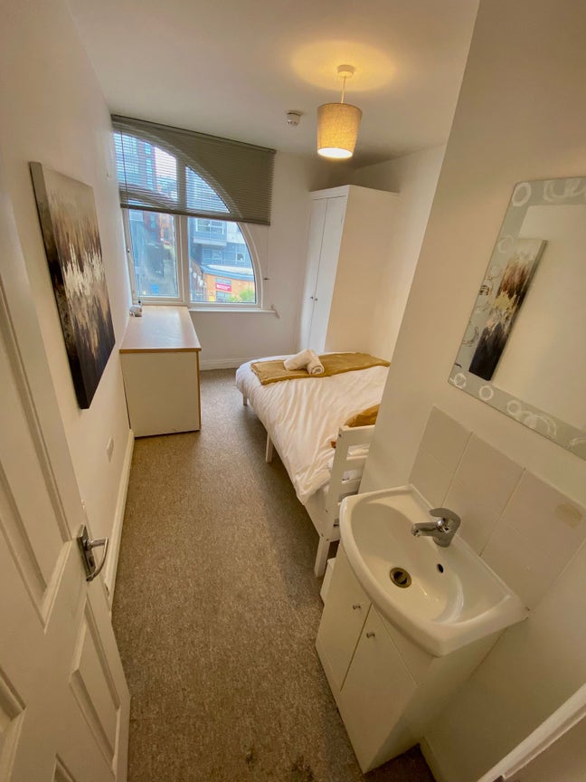 Cosy double room in central Bournemouth Main Photo