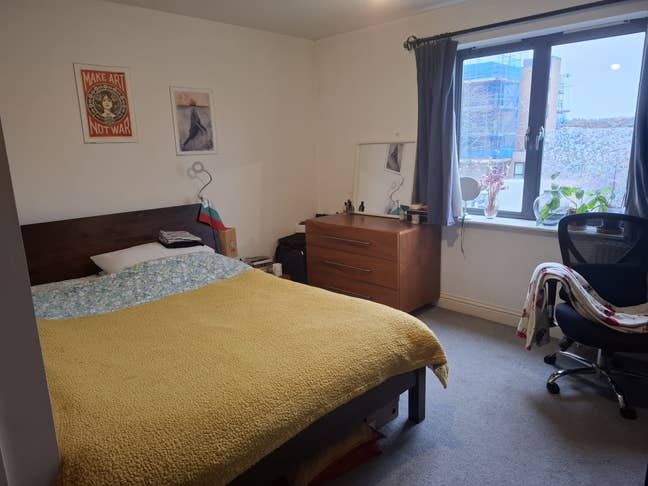 Large ensuite available in Holloway  Main Photo