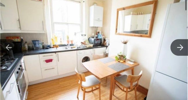 Zone 1 Shareflat double and single rooms available Main Photo