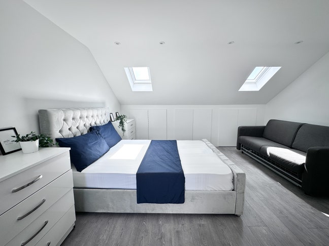 Double Room | 8‑10min walk to Willesden Junction Main Photo