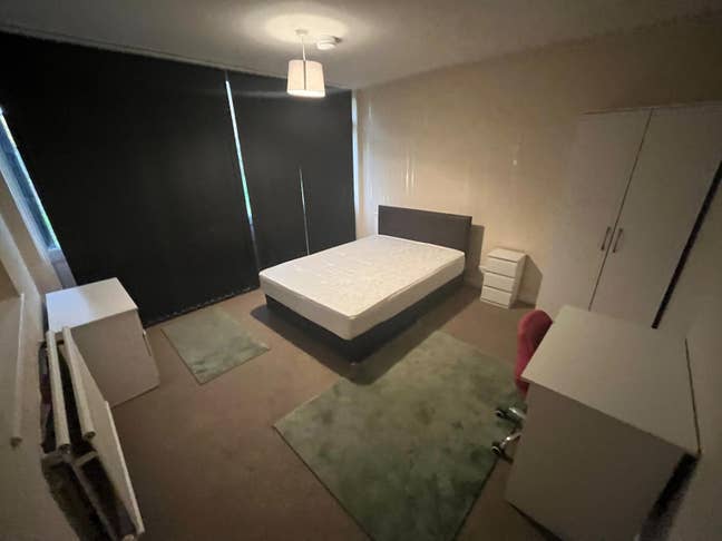 Double Bedroom Available Immediately! Bedford Main Photo