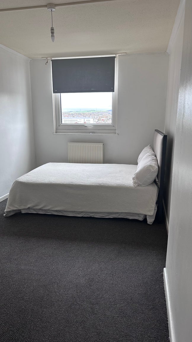 One Double room (new bed&matress) Main Photo