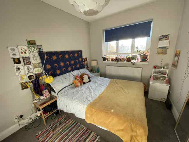 Room to let in Tooting Main Photo