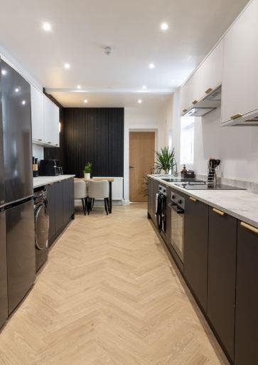 Modern Comfort - Double En-Suite - Ashley Road Main Photo