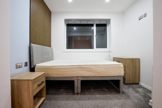 Incredible Studio Available in PE1 - Sycamore Ave Main Photo