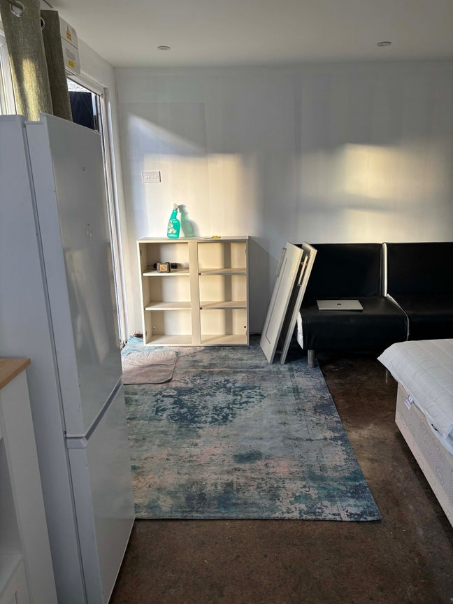 Small Studio near Chadwell Heath (for Females) Main Photo