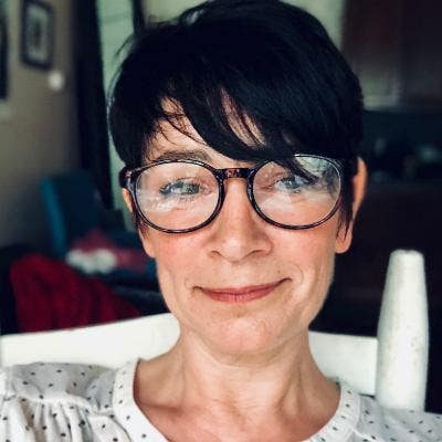 Professional Female seeks a double room Main Photo