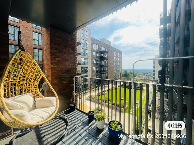 Bexleyheath 1 Bed Flat to Rent - Fully Furnished Main Photo