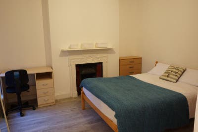 ⭐ Last Room⭐4Bed Flat+ Living Room Move Asap Main Photo