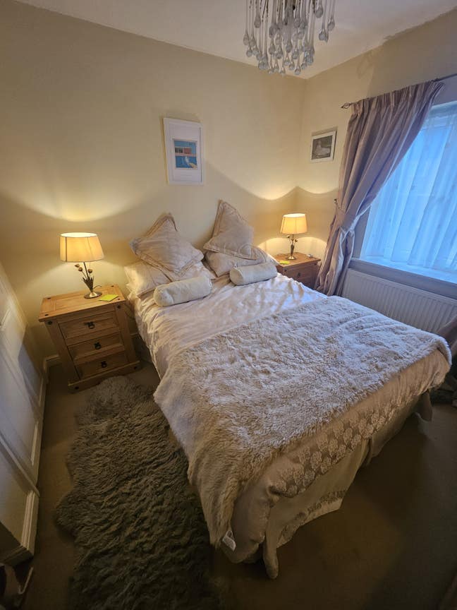 Bedroom with own bathroom  Main Photo