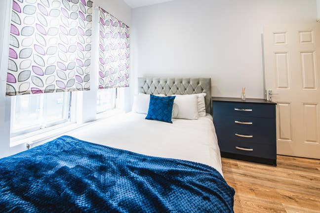 Studio with Separate Kitchen in Maida Hill  Main Photo