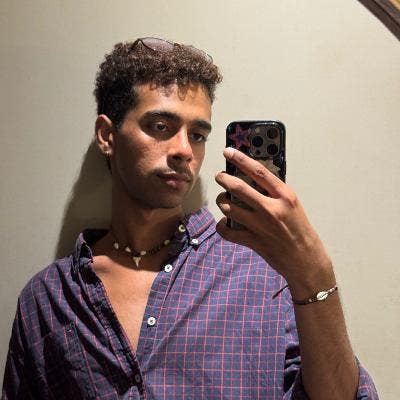 Looking for a new home down south Main Photo