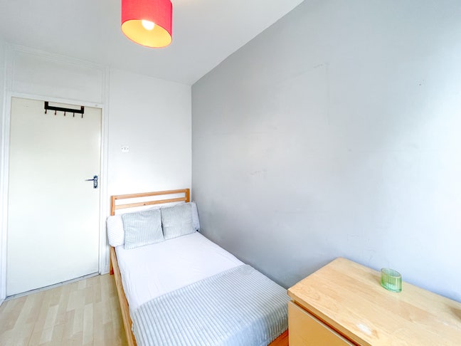 🌿 Bright Single Room in Old Street Main Photo