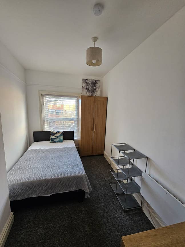 Room available in Bournemouth  Main Photo