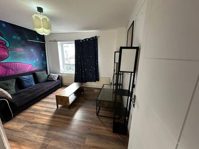 Stunning 2-Bedroom Flat Prime N2 Location Main Photo