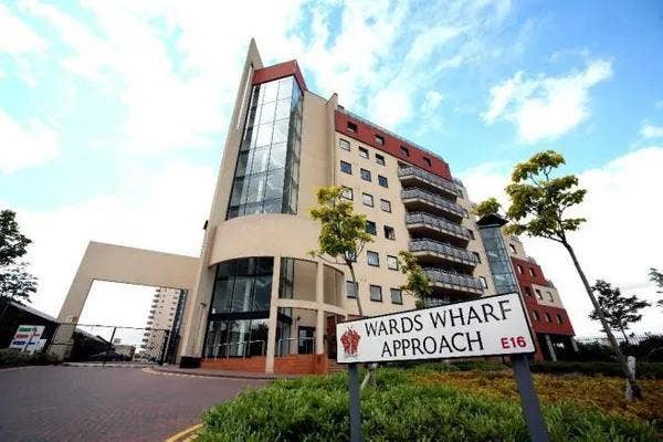 ✨Double Room | Female 3Bed Flat in Wards Wharf Main Photo