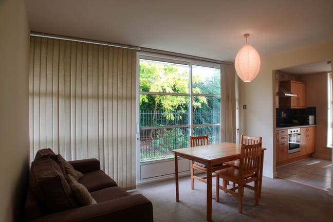 Pointoon Dock/Docklands*Living Room/2Bathr Main Photo