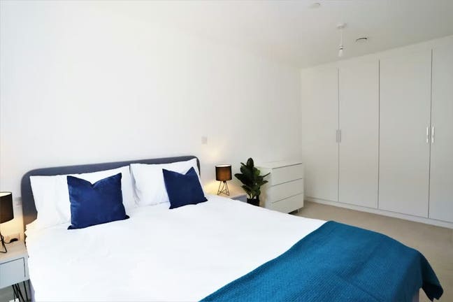 Room in Salford Quays  Main Photo