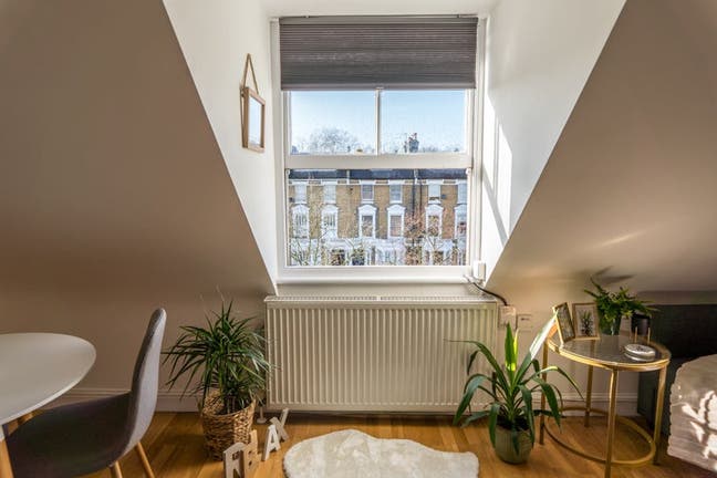 Fully Furnished 1 Bedroom Flat Main Photo