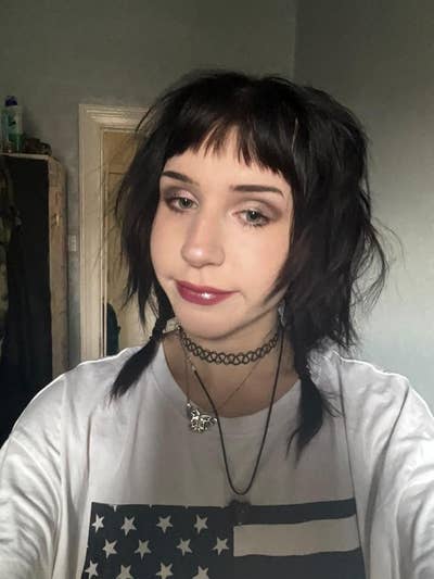 A young girl looking for a room in Bristol  Main Photo