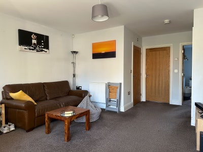 Stunning Double Room with Private bathroom  Main Photo