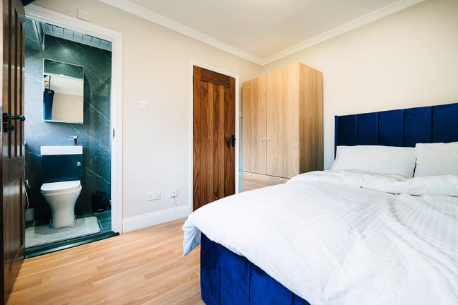 Newly renovated house | Bills Included | Woolwich Main Photo