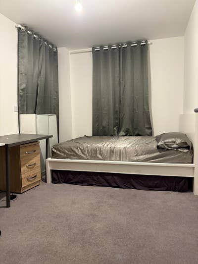 LargDouble Room inBexleyheath FlatOpp toCineworld  Main Photo