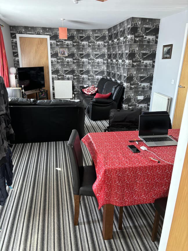 Lovely large single room includes all bills!! Main Photo