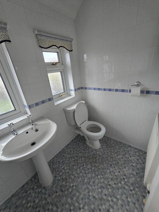 Spacious rooms in a lovely house Main Photo