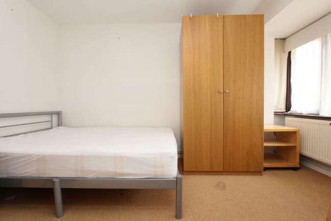 Last room in beautiful area - Canary Wharf E14 Main Photo