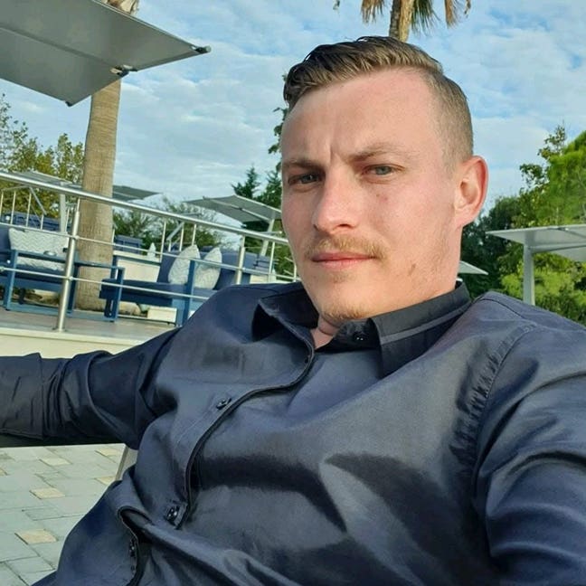 34 year old Male seeks a single or double room Main Photo