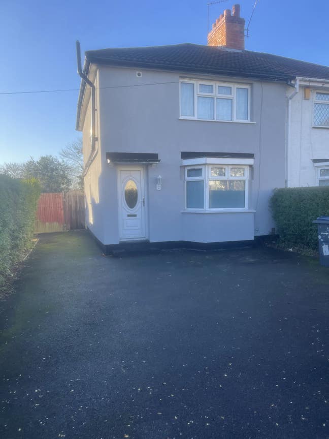 Three fully furnished rooms available to rent /HMO Main Photo