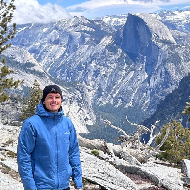 Young Australian full-time working bartender  Main Photo