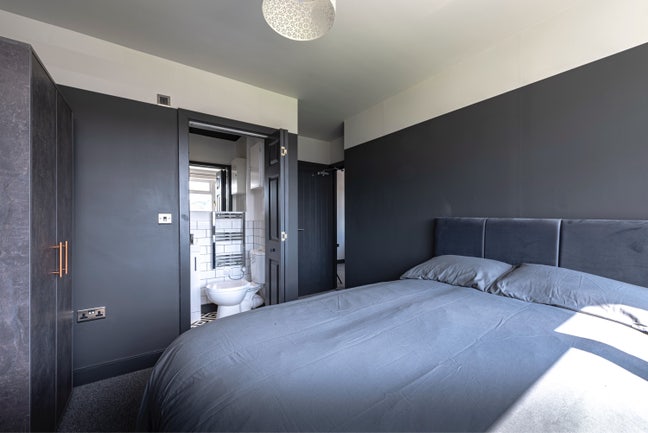 Beautiful room in BS4 Main Photo