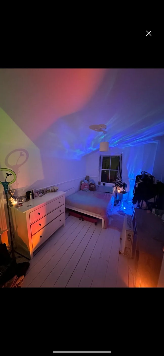 New Cross room  Main Photo