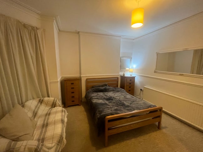 Spacious & Cosy Double in Character Period House Main Photo