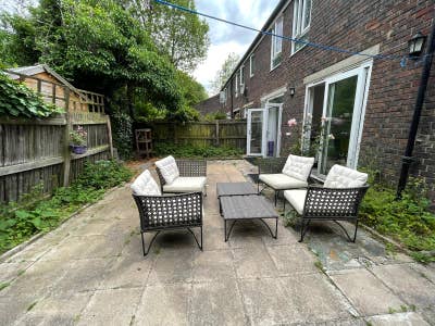 Ensuite Room KingsX Main Photo