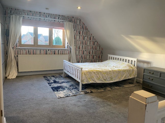 Luxury one bed flat - all bills included Main Photo