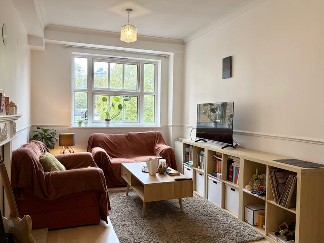 E1 Tower Bridge amazing 2 bed flat! Main Photo