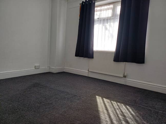 Room to Rent Excellent Location  Main Photo