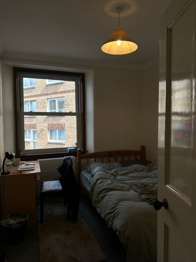EH8 Sublet｜ Double Room｜10 Dec—1 Jan｜City Center Main Photo