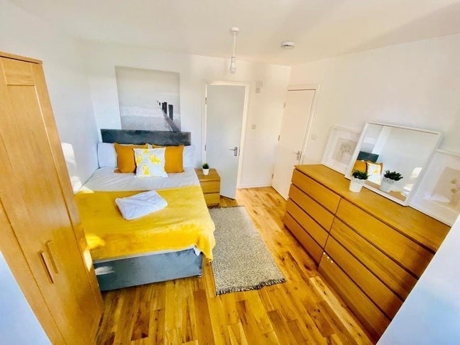 🛏️ Ensuite Room to Let in Neasden Main Photo