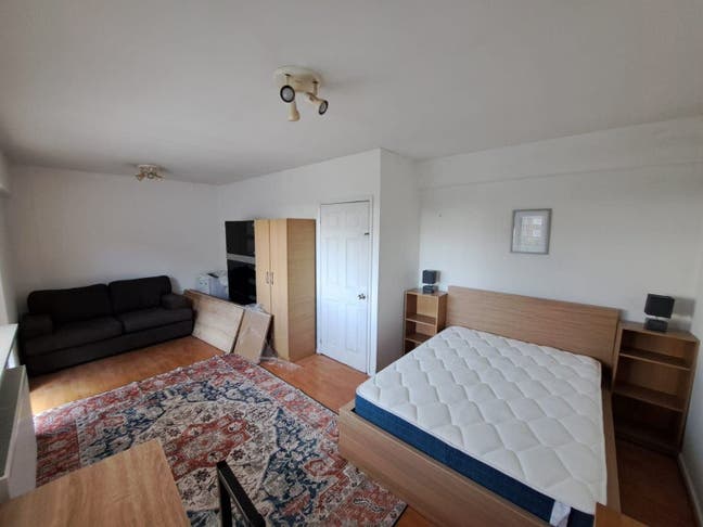 🏡Master Room in Ficnhely 20th of December🏡 Main Photo