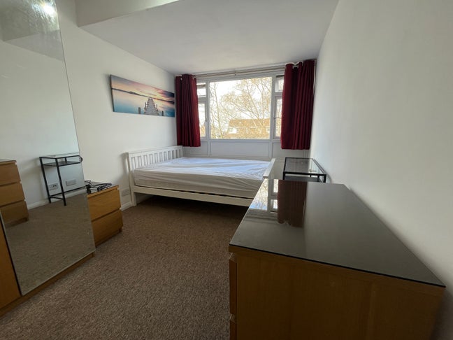 Double Room in Chelmsford Main Photo