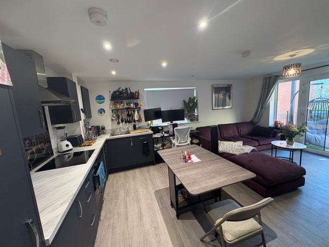 Flatshare in maidenhead  Main Photo