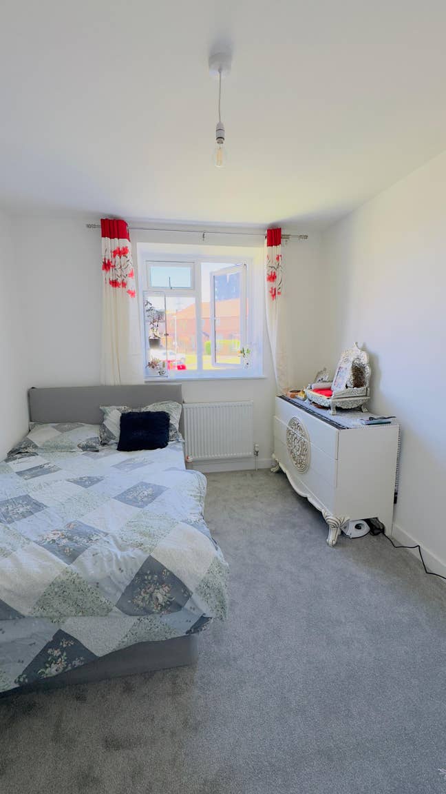 Tenants required for Double room  Main Photo